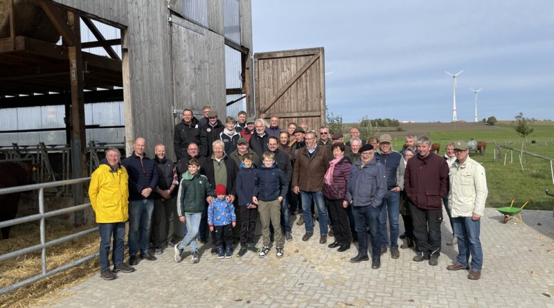 Gruppenfoto beim Angustreffen Vier Linden